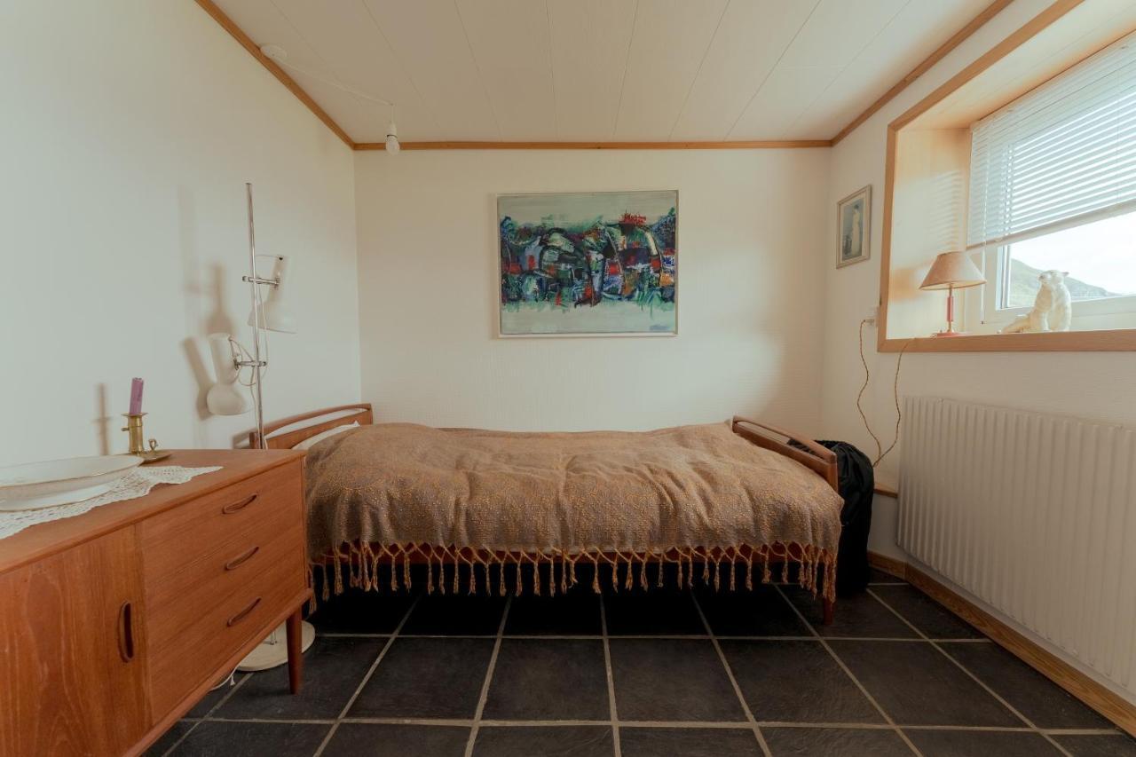 Lovely 4-Br House / Sea View / Nature Oyndarfjordur Eksteriør bilde